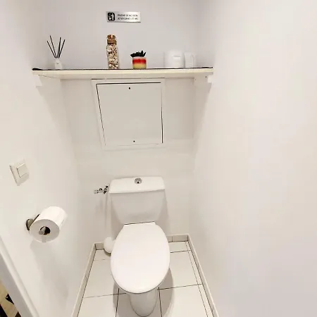 Apartment Cosy 1, 2 Chambres, 6 Personnes, 3 Min Gare, Parking Prive